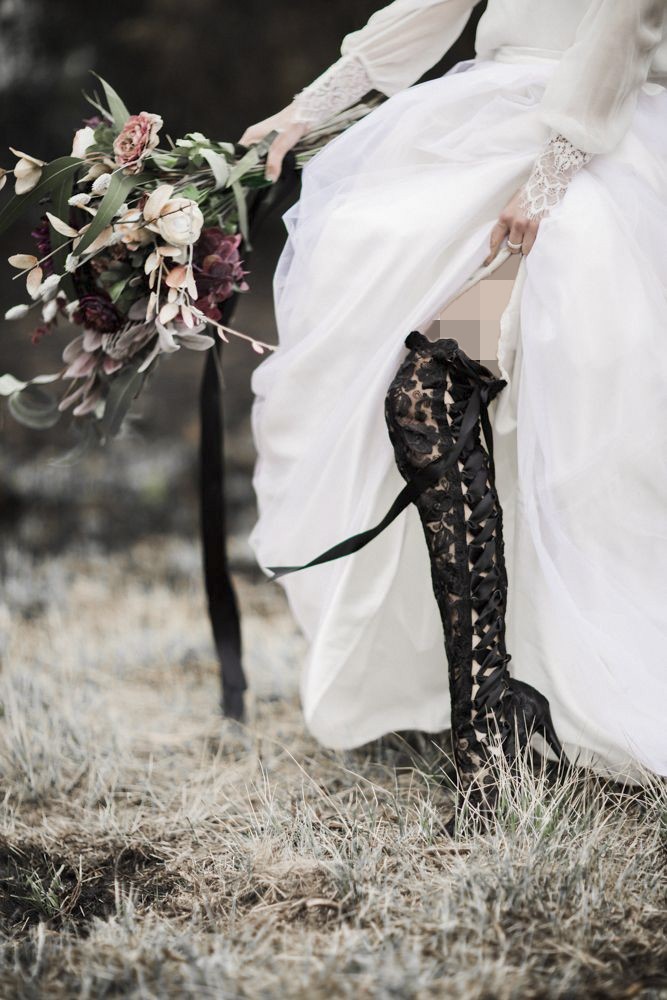 کفش عروس رنگی مشکی